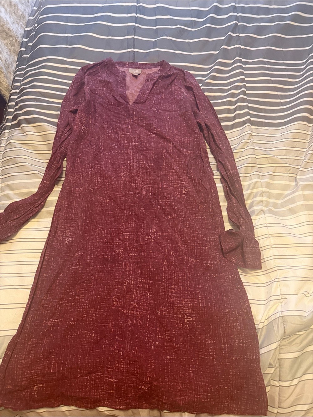 J. Jill Maroon Long Sleeve V-Neck Textured Dress